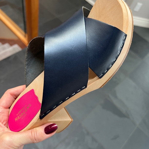 Blue leather Swedish Hasbeens size 41 (EU), never worn. - Picture 6 of 8